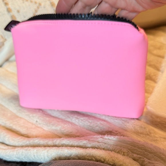 CC GWP Pink Cosmetic / Makeup Pouch – Beauty Promo - Picture 3 of 5